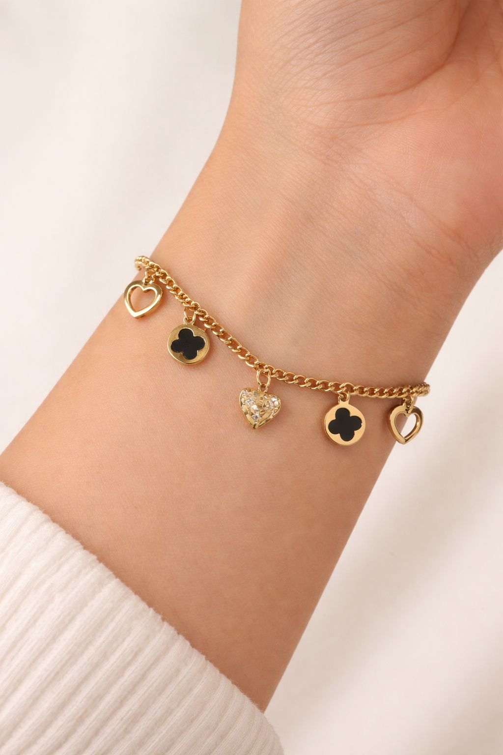 486638E5-AC9D-42A5-BC43-5A5BF162B214